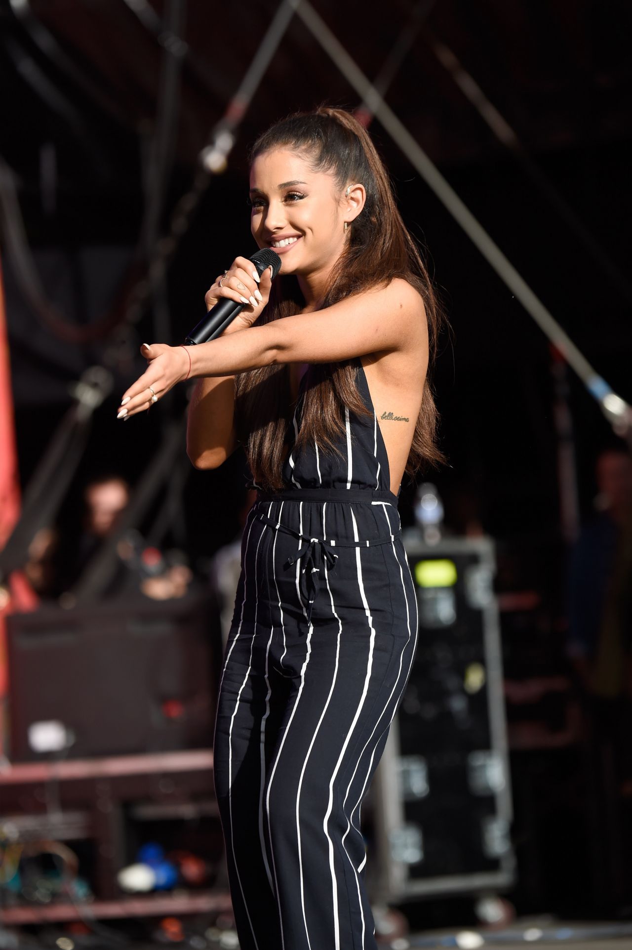 Ariana Grande - Performing at the 2015 Global Citizen Festival in NYC 9 ...