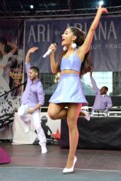 Ariana Grande - 