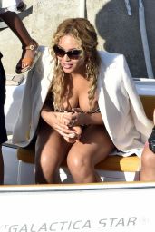 Beyoncé Out for lunch at La Conca del Sogno in Nerano, Italy, September 2015