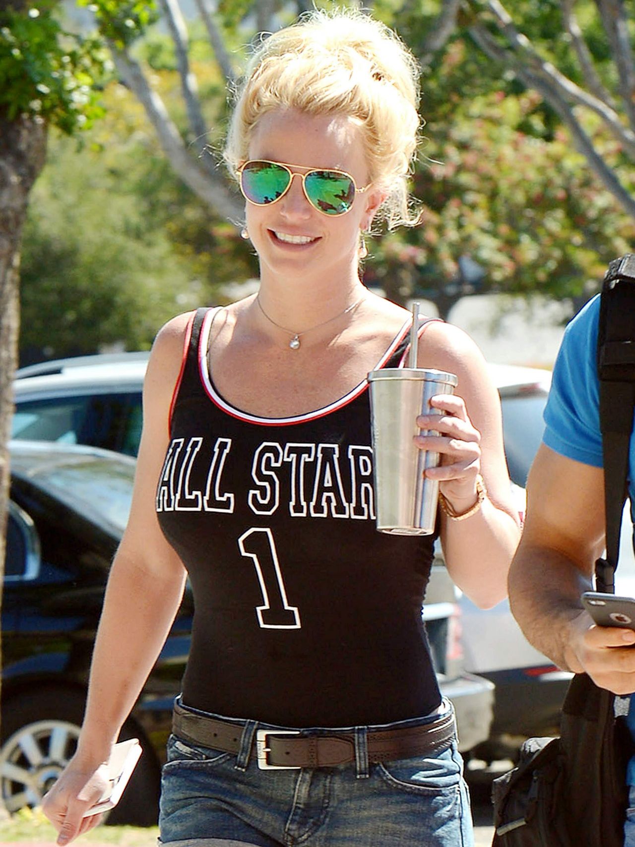 Britney Spears at Toys´R Us - Running Errands in Westlake Village