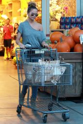 Chrissy Teigen Shopping at Bristol Farms in West Hollywood, September 2015