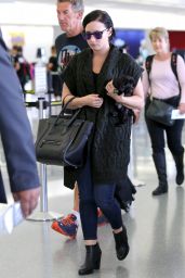 Demi Lovato - at LAX Airport, September 2015