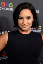 Demi Lovato at Samsung Hope For Children Gala 2015