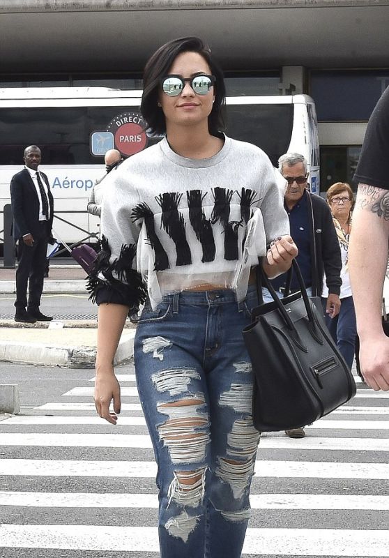 Demi Lovato in Ripped Jeasn - Out in Paris, September 2015