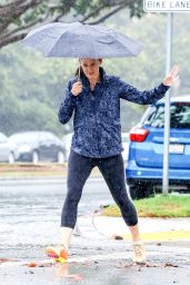 Jennifer Garner in Leggings - Braves the Hard Rain in Brentwood - September 2015