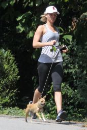 Jennifer Lawrence Jogging in Atlanta, September 2015