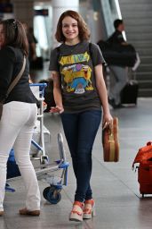 Joey King Airport Style - Arriving at Montreal Airport, SEptember 2015