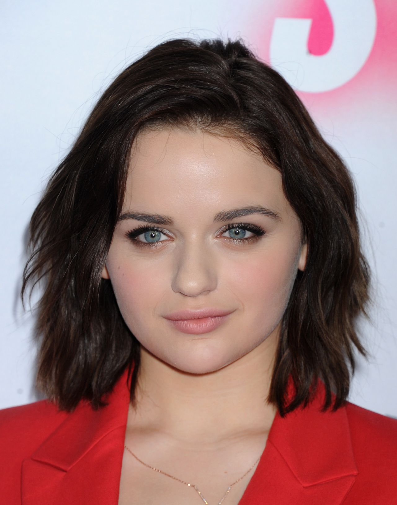 Joey King conjuring