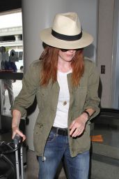 Julianne Moore at LAX AIrport, September 2015