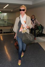 Katherine Heigl - at LAX Airport, September 2015