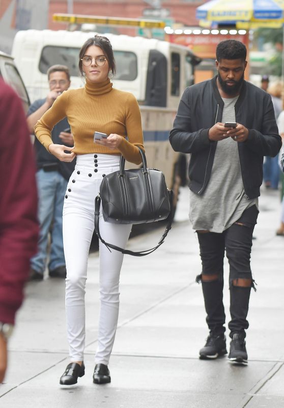 Kendall Jenner - Out and About in New York City - September 2015
