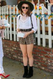 Maisie Williams in Shorts - Out in Hollywood, September 2015