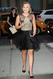 Olivia Holt Style - New York City, September 2015
