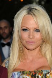 Pamela Anderson - The Hidden Heroes Gala in Culver City • CelebMafia