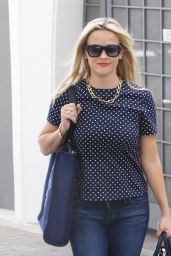 Reese Witherspoon Booty in Jeans - Arriving at Her Office in Santa Monica, September 2015