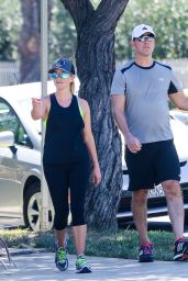 Reese Witherspoon in Leggings - Jogging in Santa Monica, September 2015