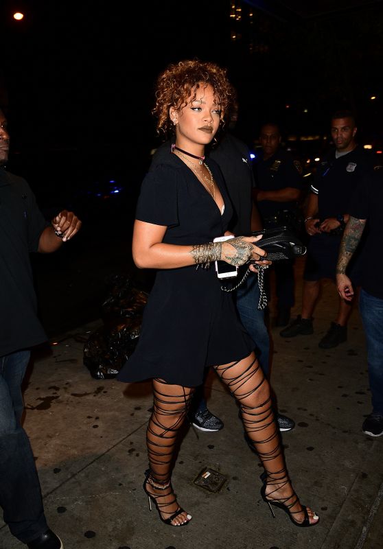 Rihanna Night Out Style - Arrives to Spotted Pig, September 2015