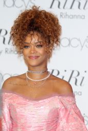Rihanna - 