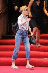 Scarlett Johansson in Jeans - Out in NYC, September 2015