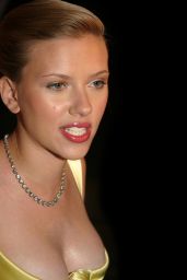 Scarlett Johansson Wallpapers (+9)