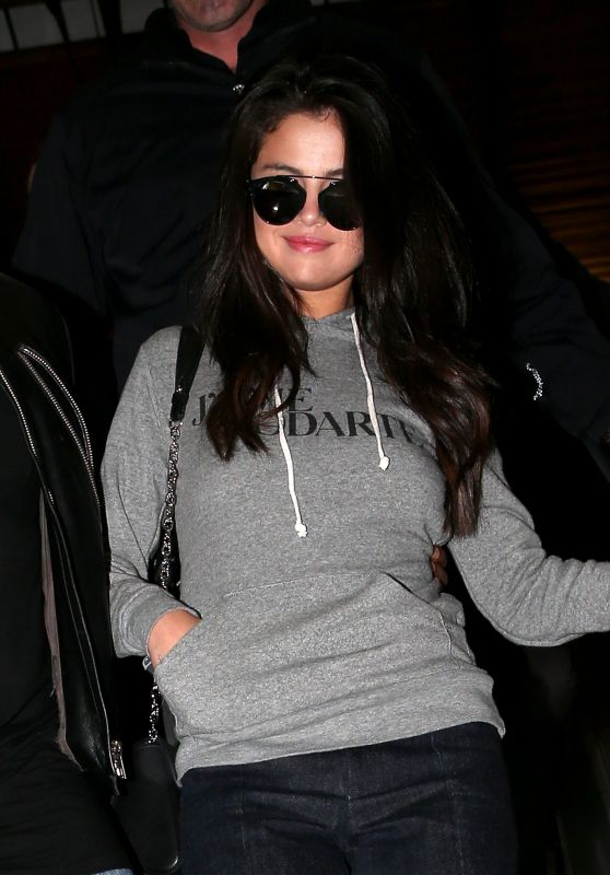 Selena Gomez Airport Style - Arriving at Gare Du Nord in Paris ...