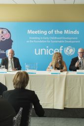 Shakira - UNICEF Event in New York City, September 2015