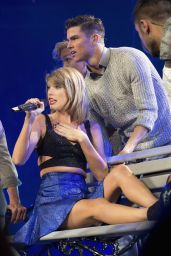 Taylor Swift Performs at 1989 Tour in Colombus Ohio, September 2015