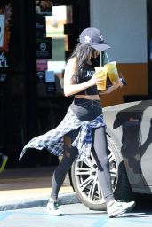 Vanessa Hudgens Leaving Sturbucks in Los Angeles, September 2015