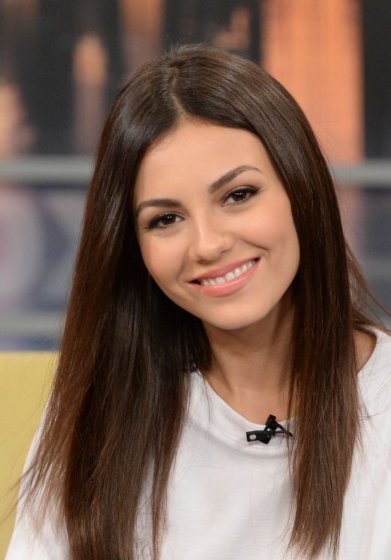 Victoria Justice Tapes an Appearance on 