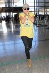  Rita Ora - at LAX Airport in Los Angeles, October 2015