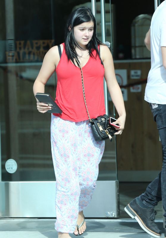 Ariel Winter Street Style - Out in Hollywood, October 2015