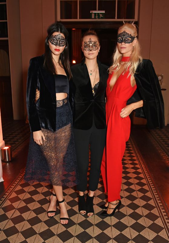 Cara Delevingne, Kendall Jenner, Poppy Delevingne - Eva Cavalli
