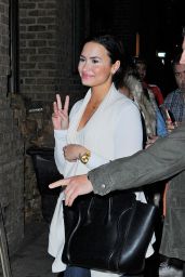 Demi Lovato - Out in NYC, October 2015