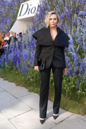 Elizabeth Olsen – Christian Dior’s S/S 2016 Collection – Paris Fashion Week, Part II