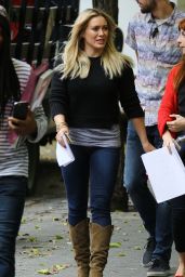 Hilary Duff and Molly Bernard - on the Set of 