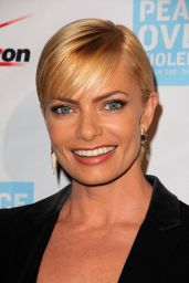 Jaime Pressly - 2015 Peace Over Violence Humanitarian Awards in Los Angeles