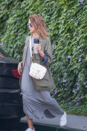 Jessica Alba Street Style - Out in Los Angeles, October 2015