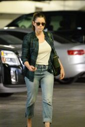Jessica Biel in Jeans - Out in Santa Monica. October 2015 