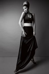 Karlie Kloss - Photoshoot for Vogue Magazine, 2015