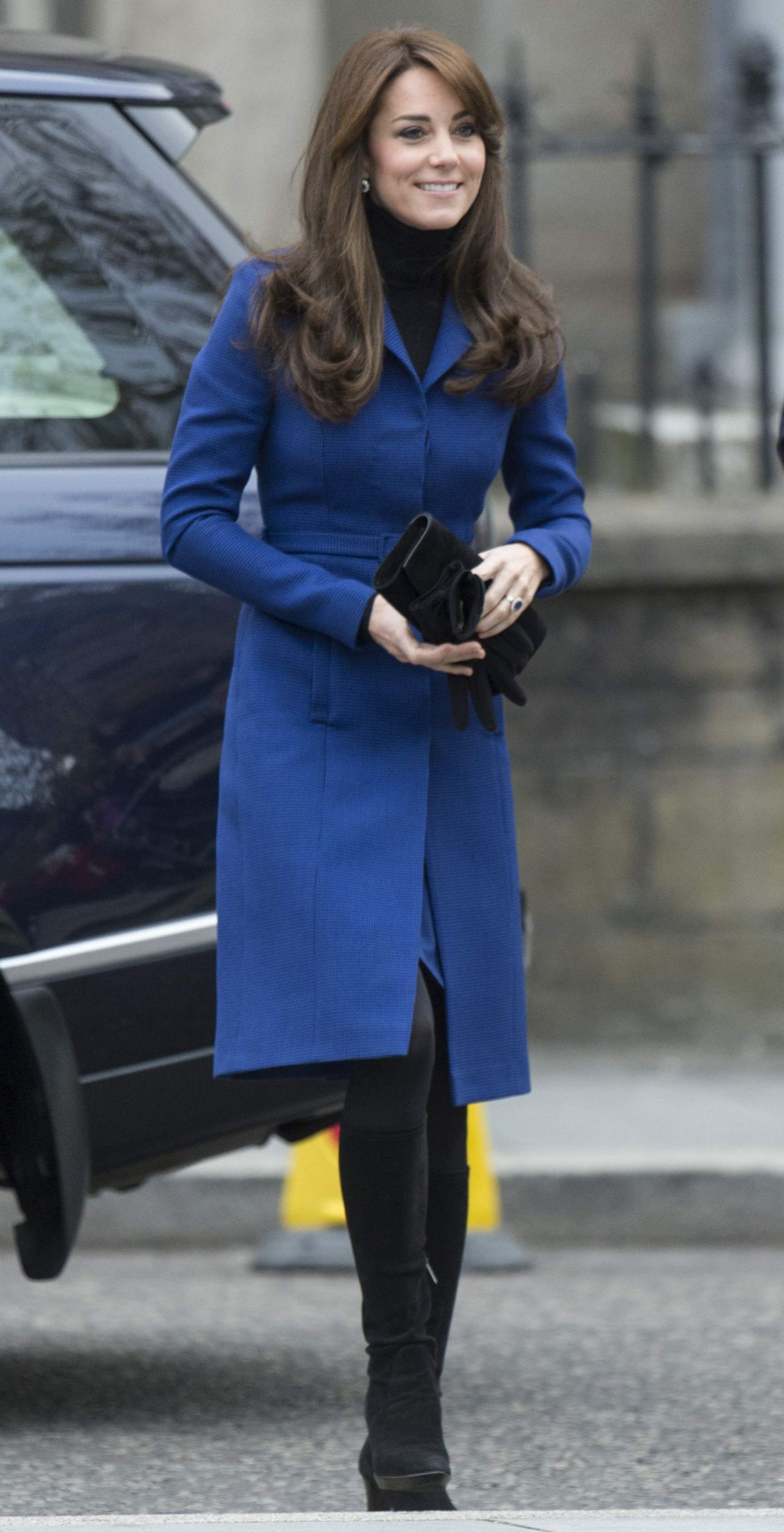 Kate Middleton - Her First Official Cisit to Dundee, October 2015 ...