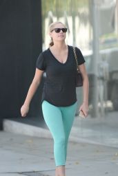 Kate Upton in Leggings - Out in West Hollywood, October 2015