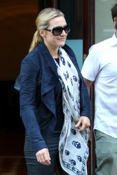 Kate Winslet WEars Skull Scarf on Her way to JFK Airport, October 2015