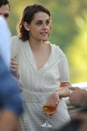 Kristen Stewart - On the Set of the New Woody Allen Movie in Central Park, NYC