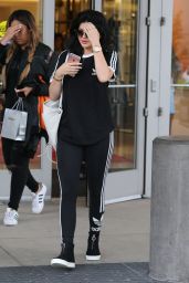 Kylie Jenner - Shopping at Neiman Marcus in Woodland Hills, October 2015