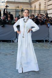 Leelee Sobieski - Christian Dior Fashion Show in Paris, October 2015