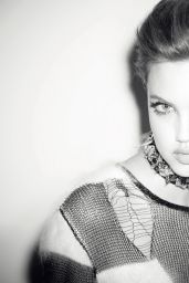 Lindsey Wixson - Photoshoot for Self Service Fall Winter 2015 