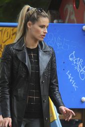Michelle Hunziker Street Style - In a Park in Milan Italy, October 2015