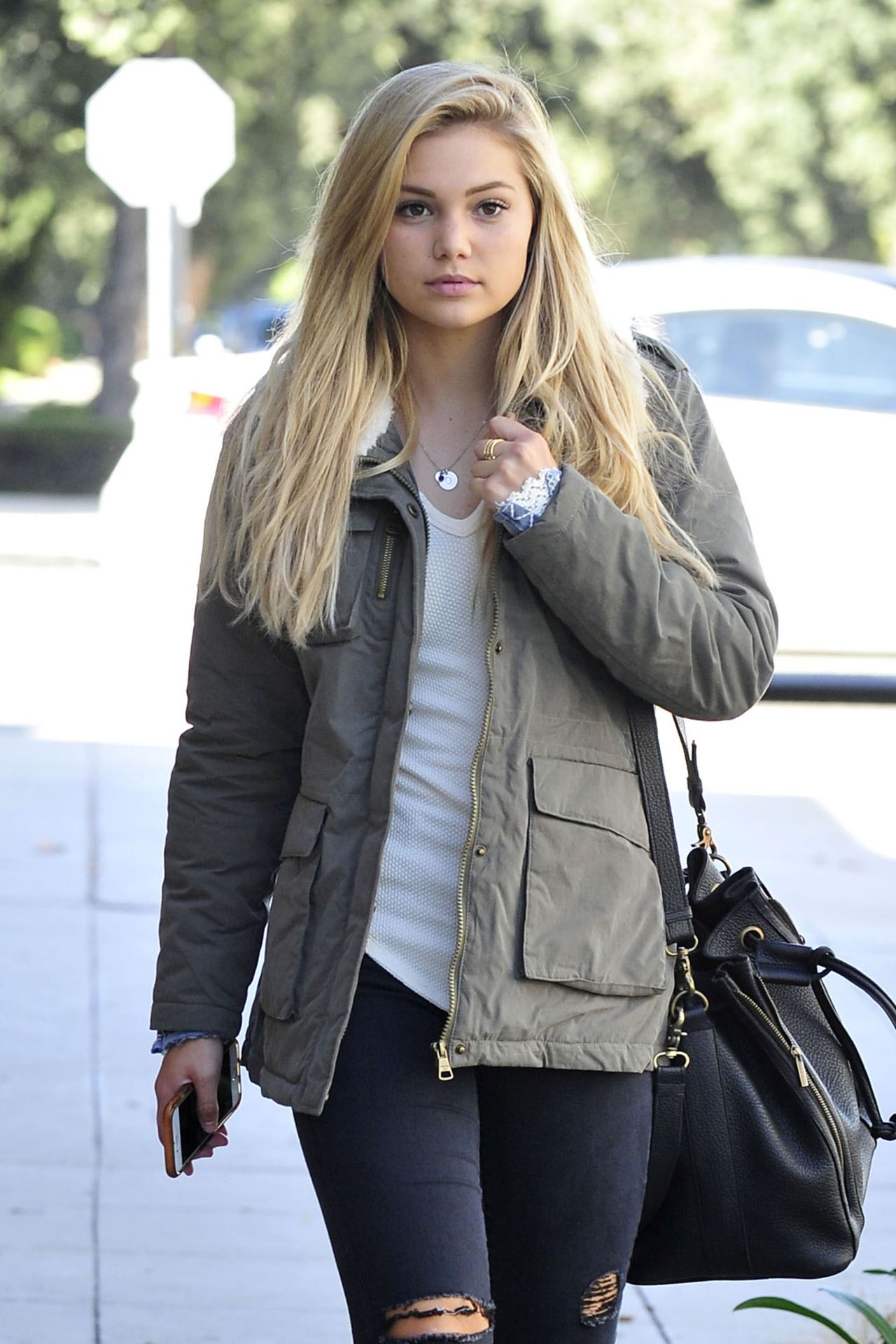 Olivia Holt Outfits