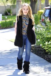 Sabrina Carpenter Casual Style - Out in Burbank, October 2015