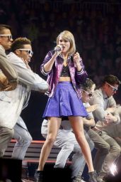 Taylor Swift - The 1989 World Tour in Des Moines, October 2015